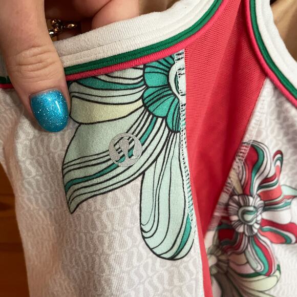 Lululemon Ujjayi Flower Tank Mesh Panel Back Pocket Racerback 6 - Picture 4 of 7
